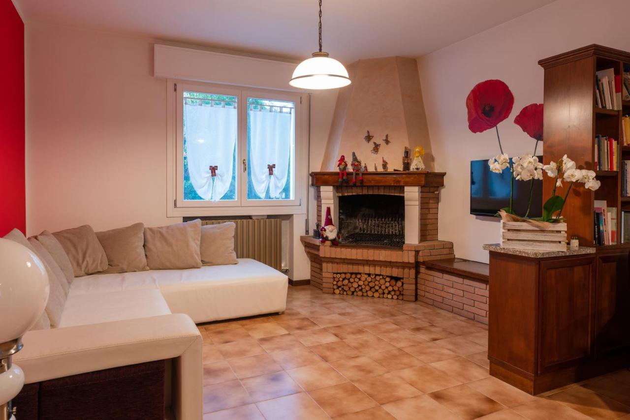 Al Casale B&B Casalserugo Ngoại thất bức ảnh